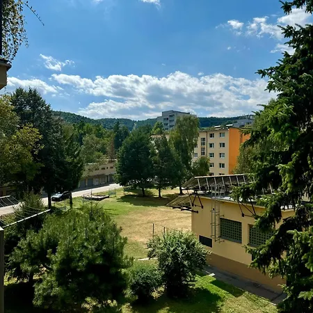 Dvojizbovy Mitro * Banská Bystrica